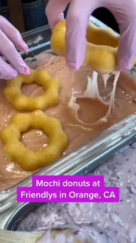 Love #Mochi #Donuts #munchies #snack #foodiesoftiktok #tiktokfoodie #food #mochidonuts #MakeSomeoneSmile #yum #cooking #decorating #icing #fancy
