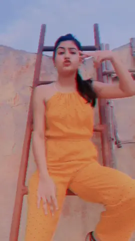 So. Guys ky karte ho ajakal ghar mai??🤭❤️ #sohak #trending #viral #foryou #surbhiirathore3