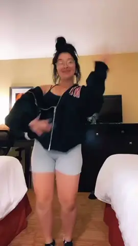 Using the Aura effect and the cold filter on #CapCut! #howto #AD