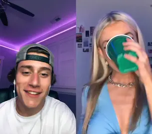 #duet with @emmanortss why she grab my neck tho