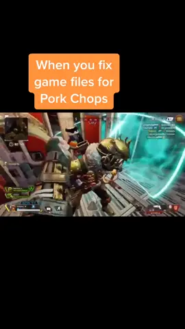 Smack em with the new heirloom alternative. #apexmemes #apexclips #apexlegends
