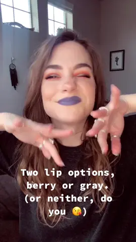 Two lips one look 💄 #FeelTheFlip #fyp #foryou #makeup #makeuptutorial #mua #SNOOZZZAPALOOZA #makeuplook #foryoupage #lipstickbaby #lgbtq