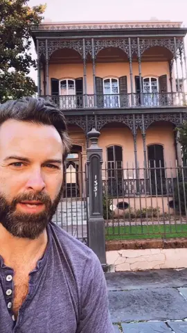 Pretty houses from the 19th century #neworleans #nola #architecture #History#disneyland #hauntedmansion #fyp #foryoupage