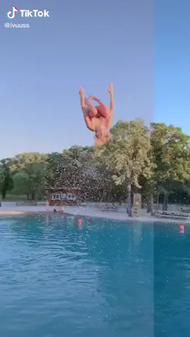 Olympic style execution. (via @ivuuss) #flip #fail #divingfails
