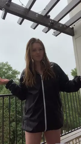 ❤️❤️ 🌧 #savagemomlife #CheckMeOutChallenge #makesomeonesmile #rain #thisis45