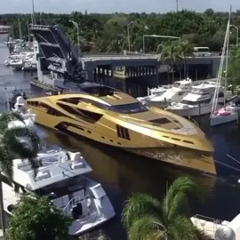 Do you know the Yacht?😍🛥 #fy #boat #yacht #boating #yachting #dreamboats #view #boats #boatlife #nauticalnetwork #boatsgonewild #viral #trending