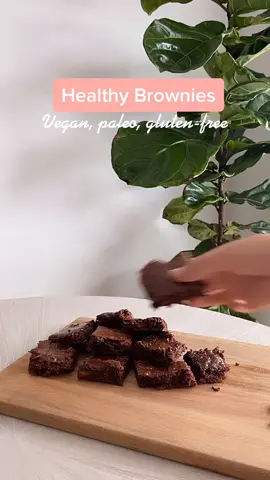 Healthy brownies! (Paleo, vegan, gluten-free and flour-less) #tiktokwellness #healthyrecipes