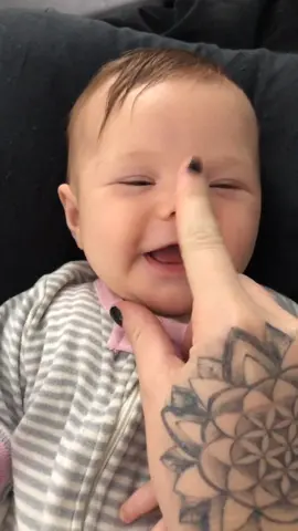 She loves it 🥰 #fyp #foryou #foryoupage #baby #babiesoftiktok #cutebaby #babygirl