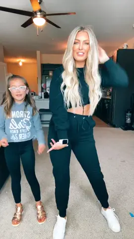 Alexa: Play “Like That” by Dojo Cat 💃🏼#dojocat #likethat #kodsoftiktok #MomsofTikTok #ticktockchallenge