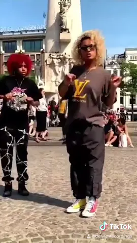 Love this dance @iamdanileigh #easyremix #dance #danileigh