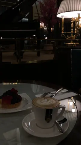 دائما الجلسه مع الأخت حلاوتها غير🥺❤️. #قهوه #المدينه_المنوره #اكسبلور #تصويري #tiktok #coofee #كوفي #جده