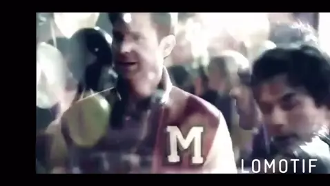 Damon, Alaric e il bourbon un’unica cosa🥃👨🏼‍🏫🧛‍♂️#perte #damonsalvatore #alaricsaltzman #damonealaric #netflix #tvd #foryou #foryoupage #viral