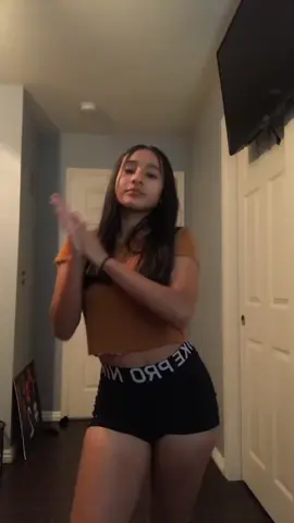 i almost forgot the end 😂 should i go live on @samanthalemus_live 🤔?  #dance #foryoupage #fyp #foryou