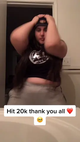 Just hit 20k thank you all for the support 🥺❤️💫.    By the way it’s 4 am what time is it there ?      #foryoupage #20kfollowers #nosleepsquad