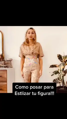 Como posar en las fotos para estilizar la figura!!! #paratí #poses #fyp #viral #talentosinutiles #foryoupage #moda