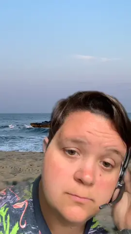 #greenscreen #stuckatwork #wouldratherbeatthebeach #beach #headset #callcenter #daydreaming physically I’m at work.... mentally.... I’m @ the beach