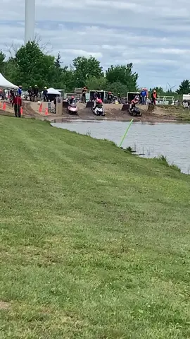 #flatrockinn #watercross #brappp
