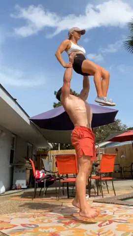 WAIT FOR IT! Totally worth it. 😳😂 @juliandaigre #fyp #foryou #foryoupage #viral #tiktok #homegym #couple #challenge #Fitness