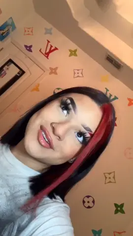 my jaír is red again & idk how to act 😈🤣 #FoodReview #HungerGames #brows #redhair