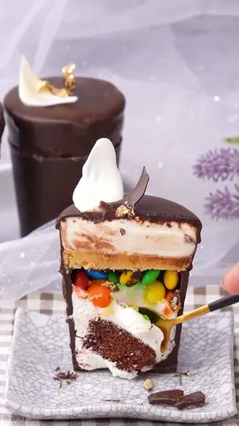 Would you devour this? 🤩