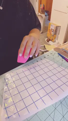 Vinyl removal tip!! Works every time!! 💗💗