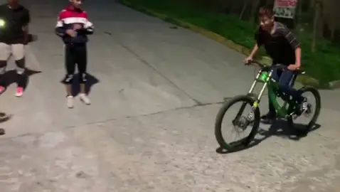 fail of the dayy, de los peores sentimientos que hay 😖🤣 #pov #foryoupage #failoftheday #bikes #downhill #foryou