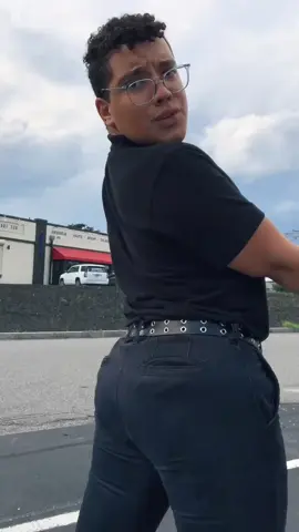DC@christopheraguirree THIS DANCE IS FIRE BLOW IT UPPP 🥳😛😛 #hotgirl #VibeZone #fashionedit #fyp #foryou #summervlog