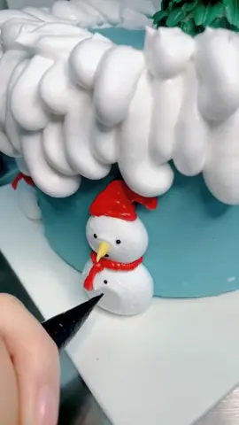 Christmas cake.#tiktok #fyp #foryou #delicious #cake #sweet #FashionEdit #VibeZone