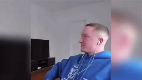 Schon früher der Reaktionsboss gewesen 😎#viral #jstinreaktion #fyp #jstin #foryoupage #jstinlite #jstinlive #4you #fürdich