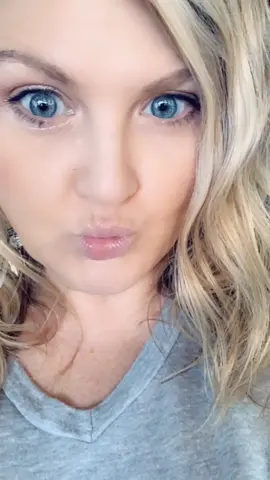 #morph #eyeslipsface #eyeslipsfaceschallenge #BeatsDaisyChallenge #fypシ #fyp #foryoupage #MomsofTikTok #momsover50