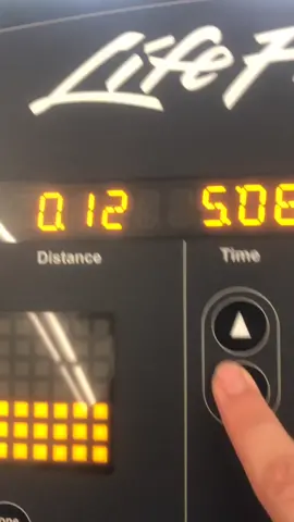 Fat girl fit tips because working out with excess weight is difficult #fatgirlfittips#healthy#Lifestyle#gym#fat#to#fit#treadmill#no#shame#here#burn#it