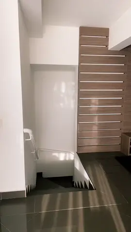 Para, pensa, me olha...