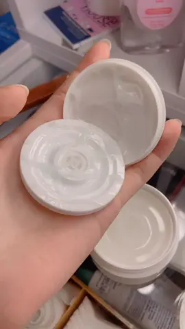 ชั้นลับของครีมกระปุกนี้ ใช้แบบคุ้มจริงๆ #ครีมออแกนิก #nprema #เปิดปาดมาส์ก #ดูให้จบนะ