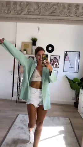 Laissez moi vous présenter : mon nouveau blazer préféré 🧚🏼🐍🎀