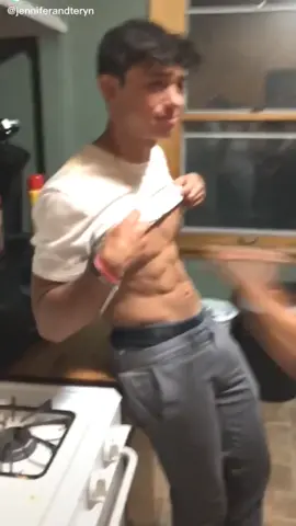 the boys got your back @nickklawrencee   #foryou #theboys #SkinCare