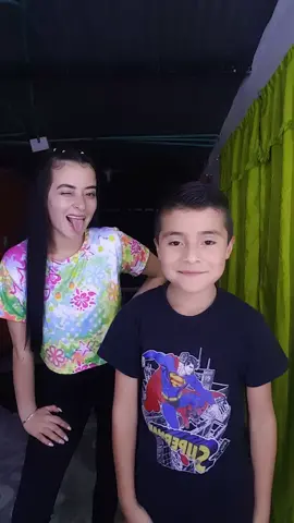 Casi no logro que mi hermanito pudiera 🤣 lo amo