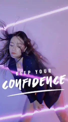 Tháng này vừa dạy học viên cách hất tóc sao cho đẹp nên về nhà “cô giáo” quay tiktok làm mẫu luôn :)) nhạc Lion nhưng mình là 1 con hổ nha