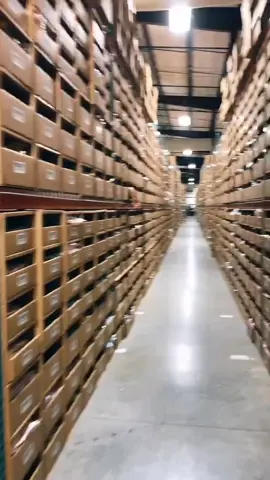 Let me know what you want to know in comments! #ceo #ceolife #ecommerce #ecommercebusiness #sidehustle #success #selfmade #onlineboutique #learn