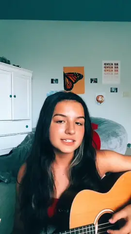 I did a stupid riff at the end of this but I do not want to re do it 😌😌😌😌 so if u heard that no u didn’t ❤️  #toxic #britneyspears  #tiktokcovers