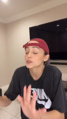 AS I LIVE AND BREATHEEEEE RAISIIINNNNN #newgirl #winston #nickmiller #schmidt #foryou #fyp