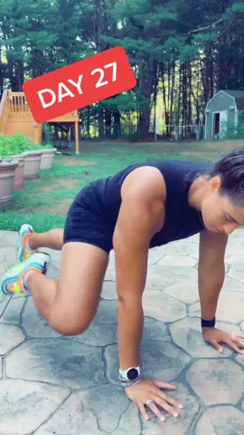 #fitnesschallenge DAY 27: plank knee to elbow! 💪🏽 crushing this #challenge everyone! keep putting in work. #Fitness #yesyoucan #strong #bestrong