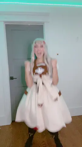 I’m going to do this dance again when I get my Sakura miku cosplay 😎😎 #yashironene #tbhk #tolietboundhanakokun