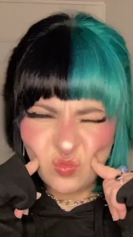 Alllll the props to @trashxm0uth for using this absolutely amazing sound before me 🙌🏻🤘🏻 #fyp #BeautyTutorial #thiskatie #WholeNewGame #foryou