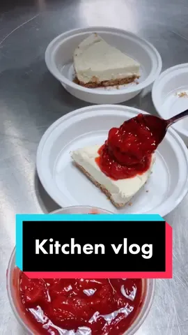 Day in the life of a prep cook #dayinthelife #fyp #MyBFF #Vlog #chef #cook #tiktokchef #Foodie #dessert #friedrice #yummy #myday #foryou #miami