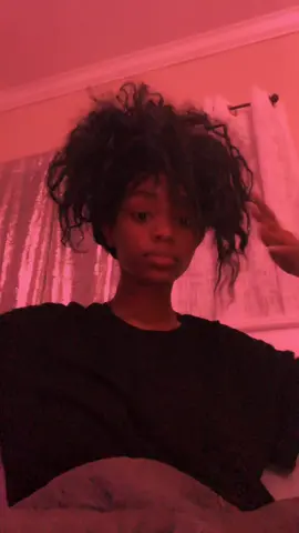 i’ve really been in bed all day😭idk if i want to make videos