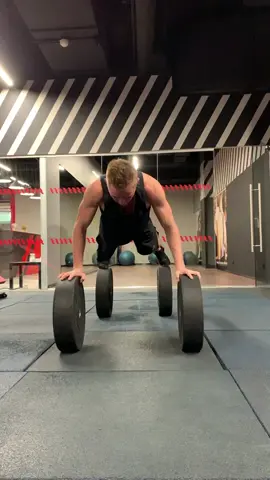 Сможешь повторить?! #наповторе #атысможешь #абстрактныйспорт