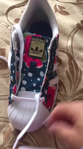 Otra manera de atar tus abujetas 👟 Me gustó y lo quise compartir 🤩 #abujetas #easy