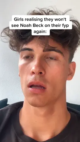 The world watching the champs clear the field 🥺😩 @noahbeck #foryou #fyp #usa #tiktok