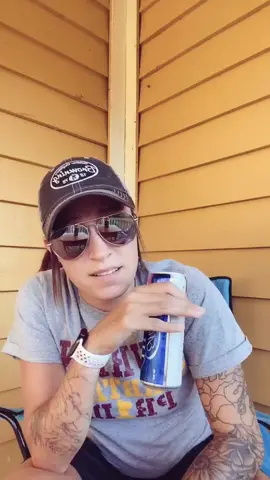 #lesbian #ilikegirlswholikegirls #lgbt #cincinnati #foryou #michelobultra