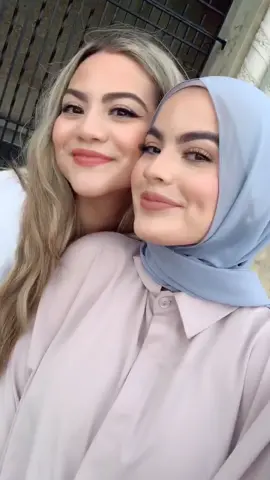 Meet my lil sis Suhaila 🥰 #sister #sistergoals #sistersforever #hijab #foryouu #foryourpage #hermanas #gemelas #latinas #muslim #FamilyFun